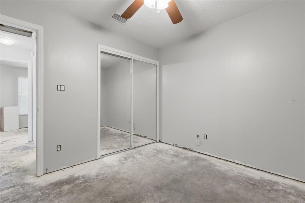 Active With Contract: $280,000 (3 beds, 2 baths, 1220 Square Feet)
