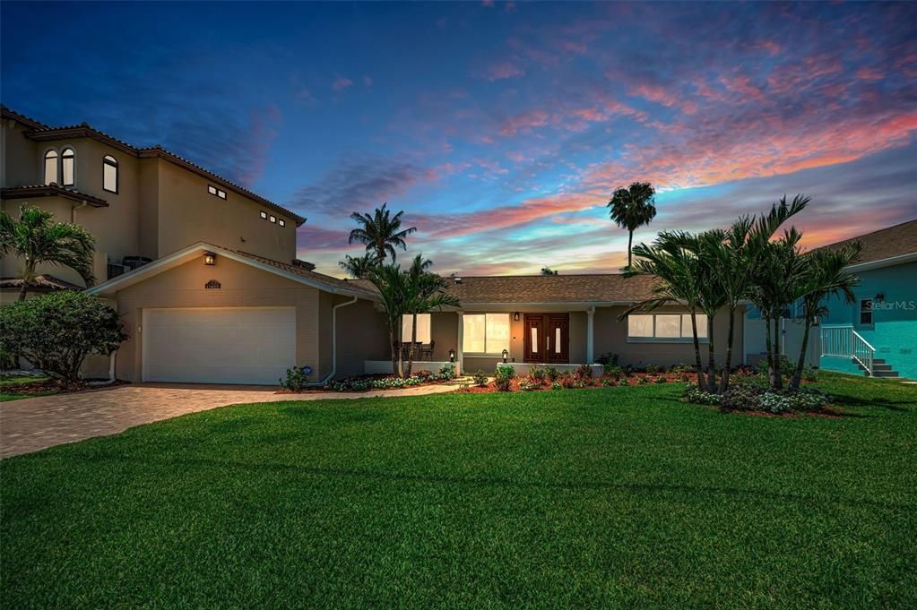 For Sale: $1,349,000 (3 beds, 2 baths, 1849 Square Feet)