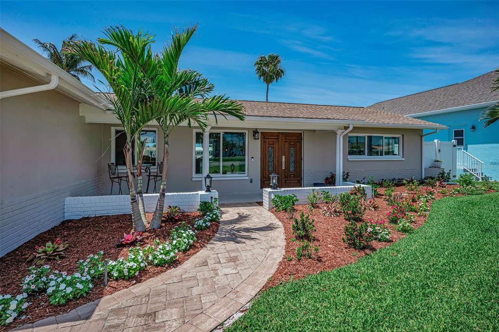 For Sale: $1,349,000 (3 beds, 2 baths, 1849 Square Feet)