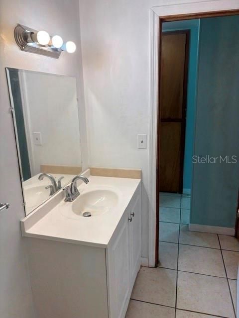 For Rent: $1,650 (2 beds, 1 baths, 1014 Square Feet)