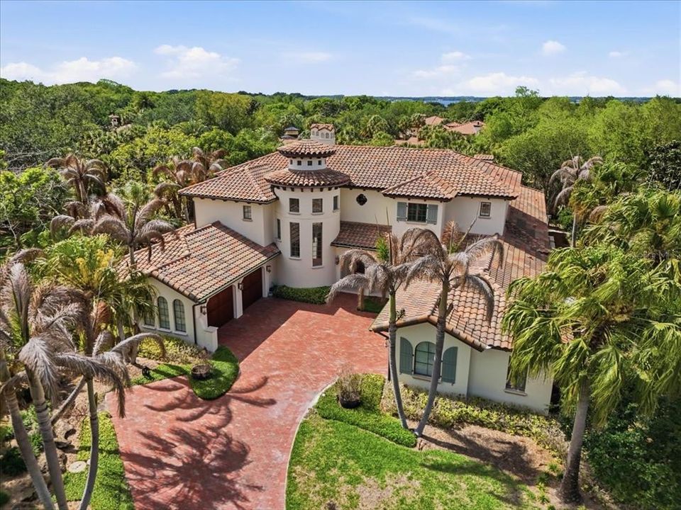 For Sale: $4,590,000 (3 beds, 4 baths, 6236 Square Feet)