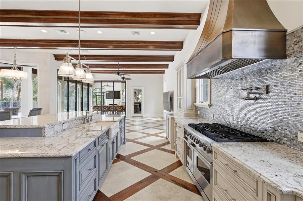 For Sale: $4,590,000 (3 beds, 4 baths, 6236 Square Feet)