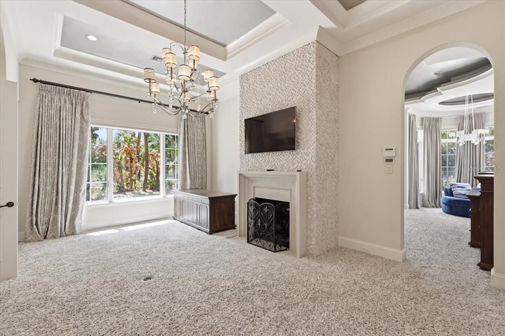 For Sale: $4,590,000 (3 beds, 4 baths, 6236 Square Feet)