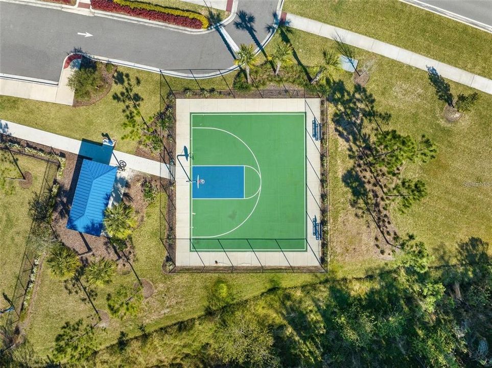 Activo con contrato: $305,000 (3 camas, 2 baños, 1673 Pies cuadrados)