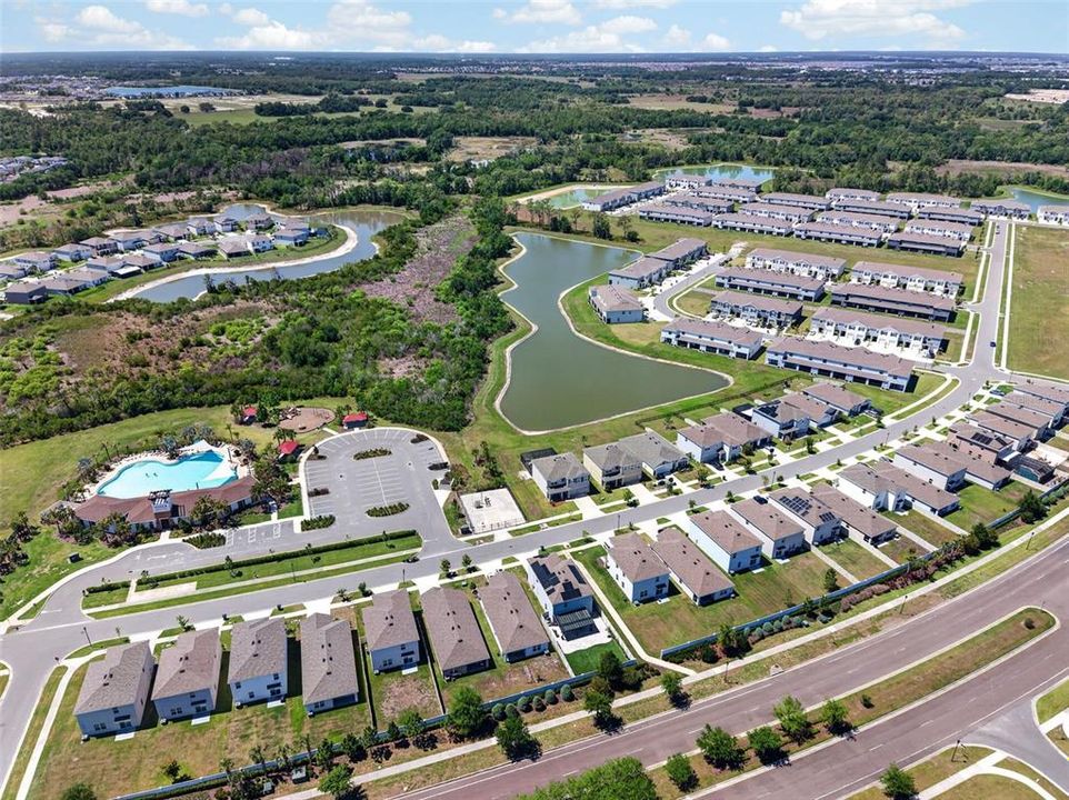 Activo con contrato: $275,000 (3 camas, 2 baños, 1673 Pies cuadrados)