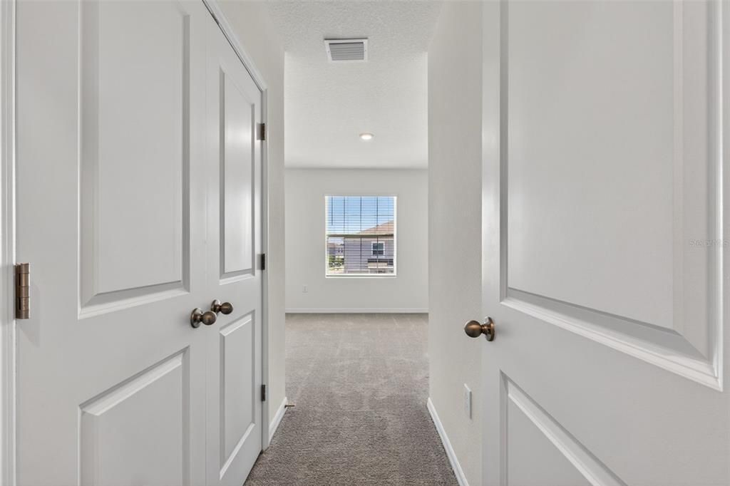Activo con contrato: $275,000 (3 camas, 2 baños, 1673 Pies cuadrados)