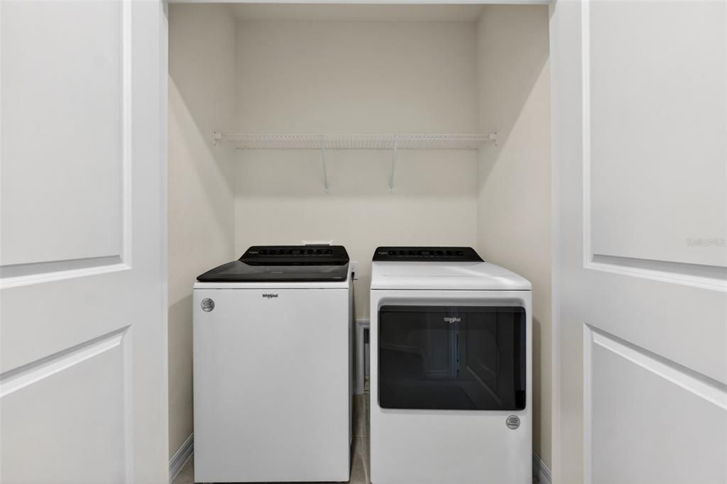 Activo con contrato: $275,000 (3 camas, 2 baños, 1673 Pies cuadrados)