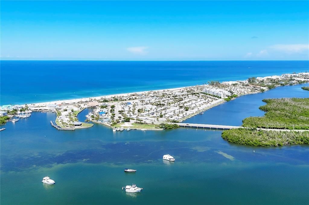 For Sale: $1,450,000 (0.25 acres)