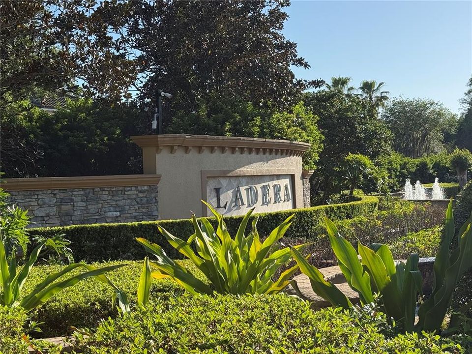 For Sale: $2,070,000 (5 beds, 4 baths, 4769 Square Feet)