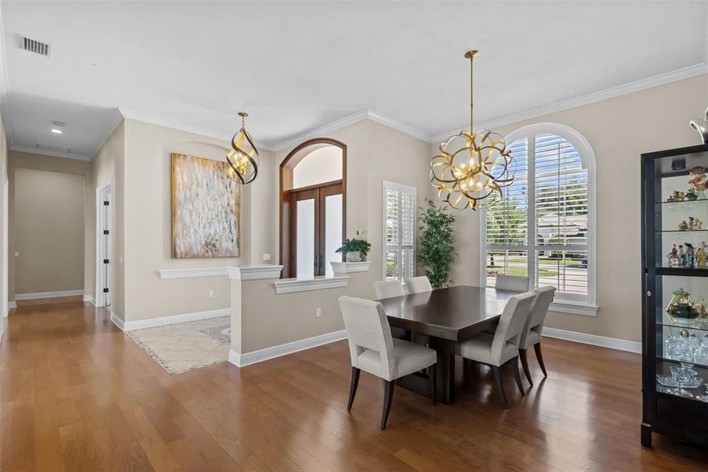 For Sale: $2,070,000 (5 beds, 4 baths, 4769 Square Feet)