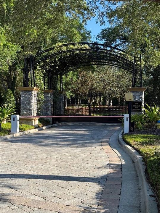 For Sale: $2,070,000 (5 beds, 4 baths, 4769 Square Feet)
