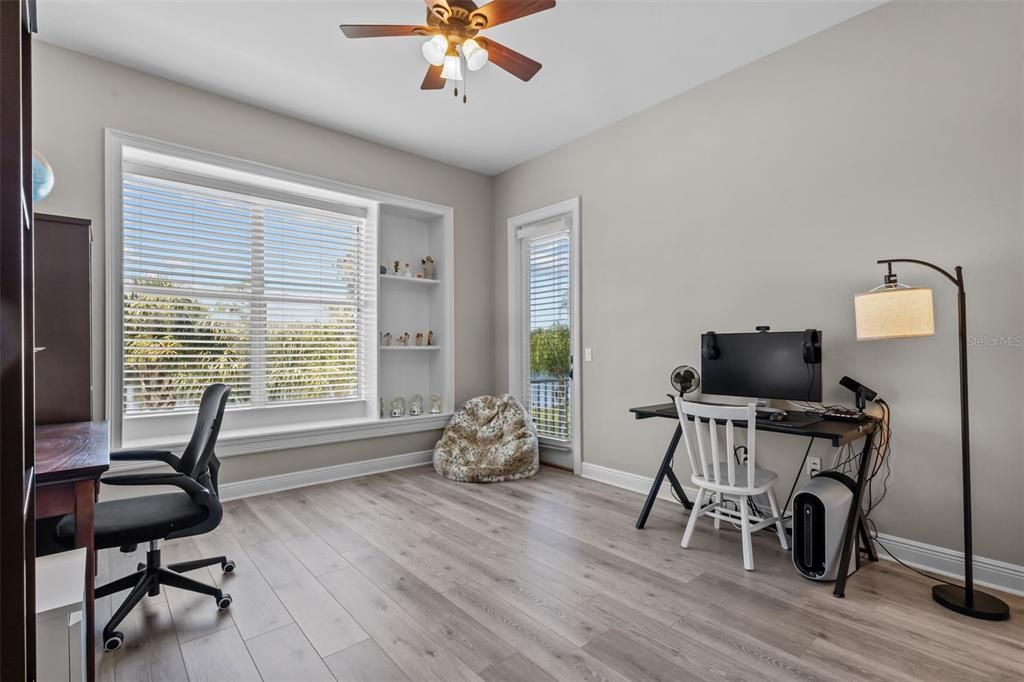 For Sale: $2,070,000 (5 beds, 4 baths, 4769 Square Feet)