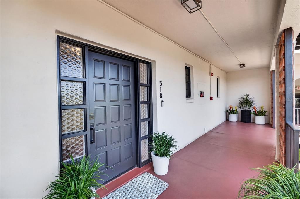For Sale: $1,899,900 (3 beds, 2 baths, 1807 Square Feet)