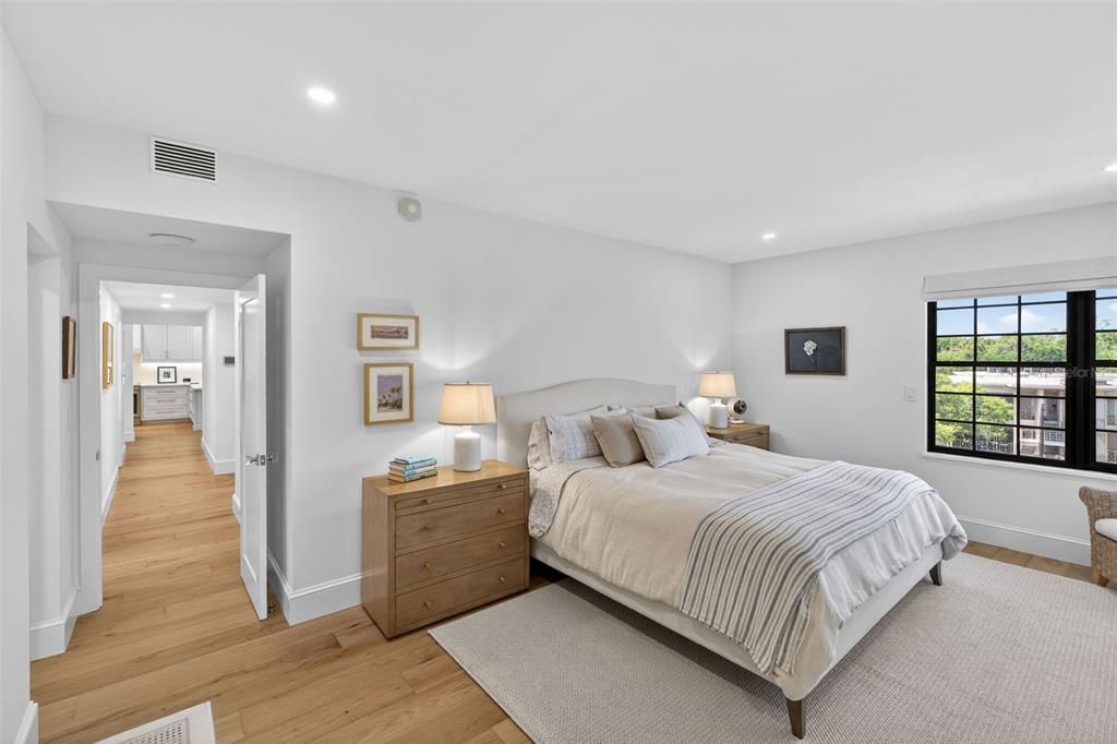 For Sale: $1,899,900 (3 beds, 2 baths, 1807 Square Feet)