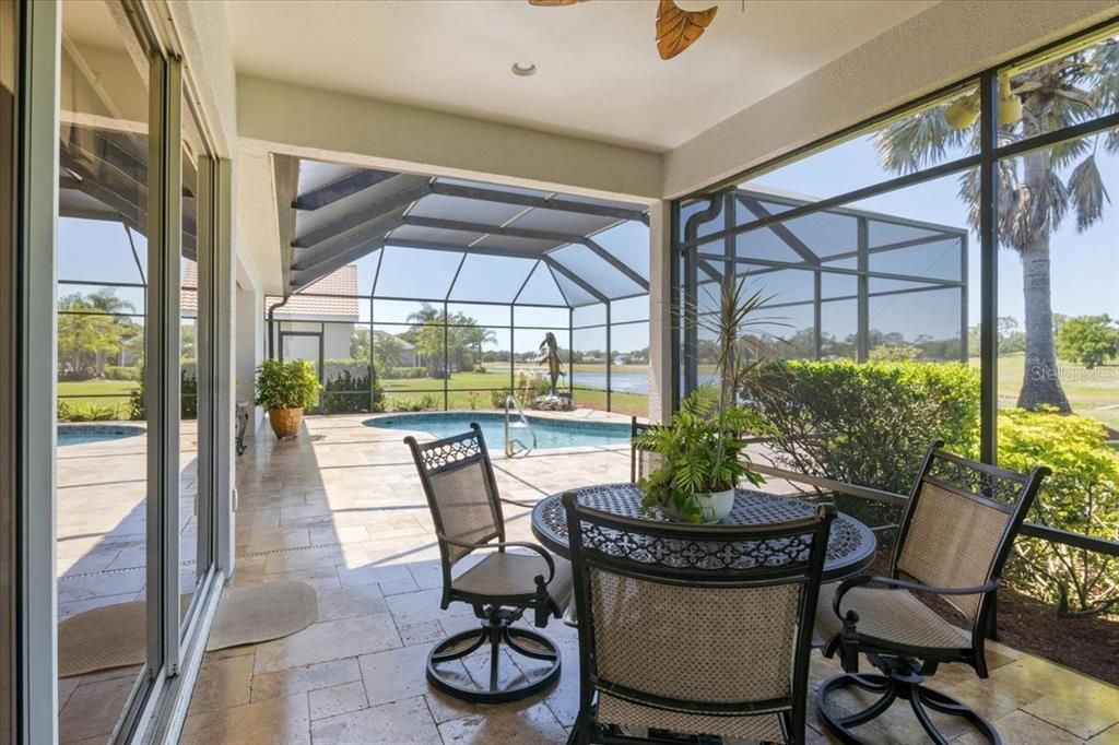 Activo con contrato: $719,000 (3 camas, 3 baños, 2682 Pies cuadrados)