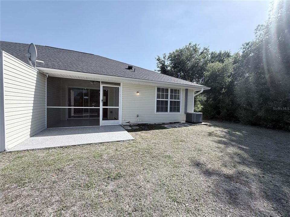 For Rent: $1,400 (2 beds, 2 baths, 1041 Square Feet)