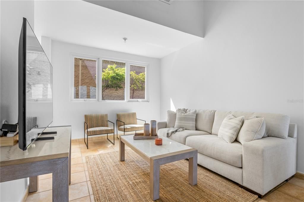 En Venta: $500,000 (3 camas, 2 baños, 1852 Pies cuadrados)
