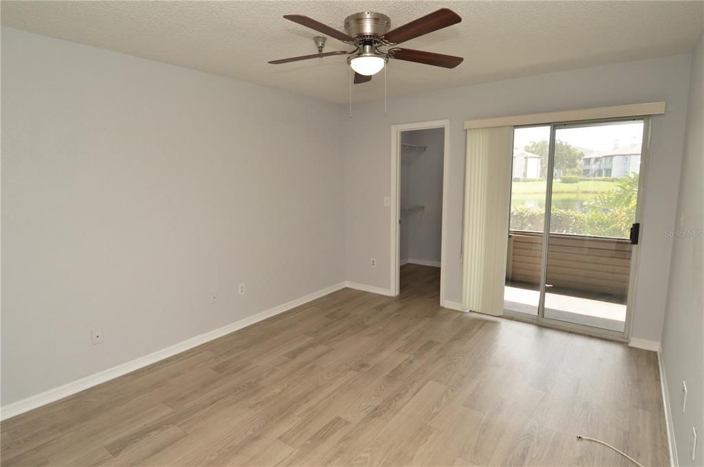 Active With Contract: $1,500 (1 beds, 1 baths, 753 Square Feet)