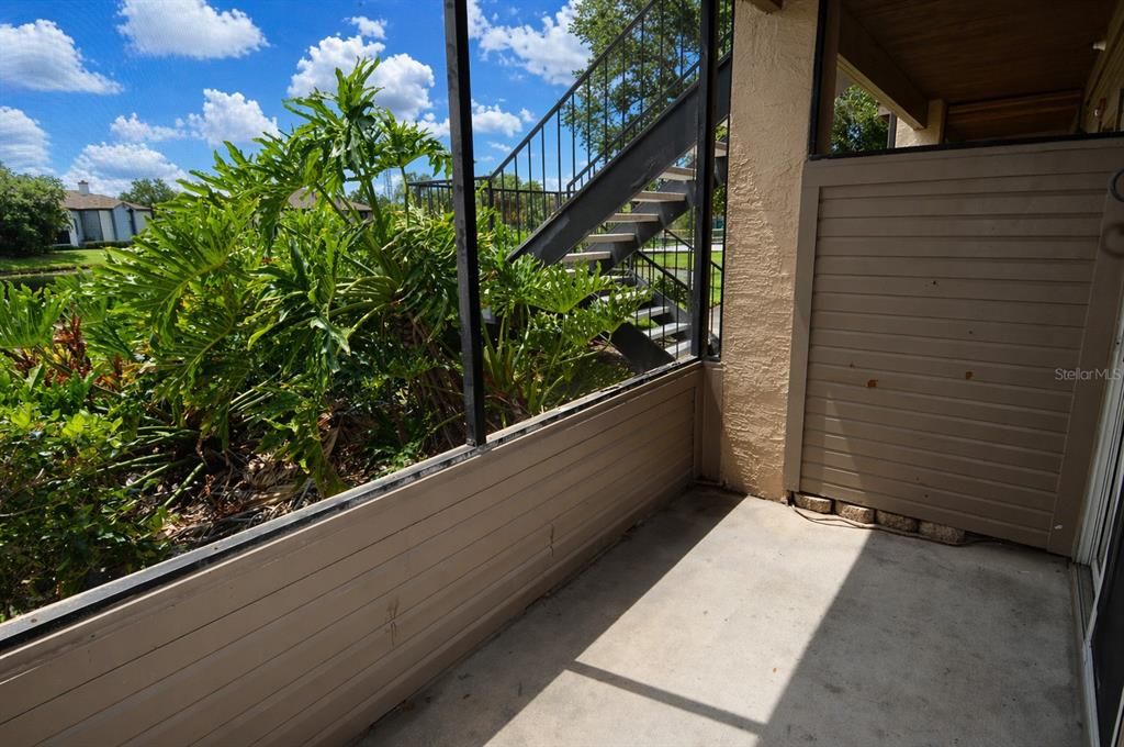 Active With Contract: $1,500 (1 beds, 1 baths, 753 Square Feet)