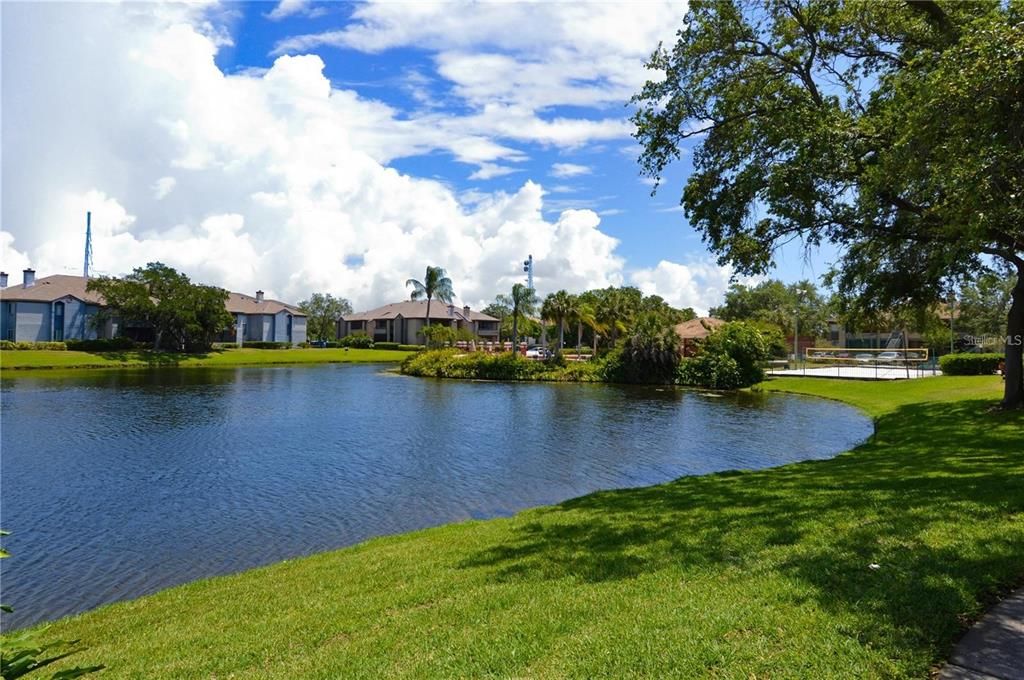 Active With Contract: $1,500 (1 beds, 1 baths, 753 Square Feet)