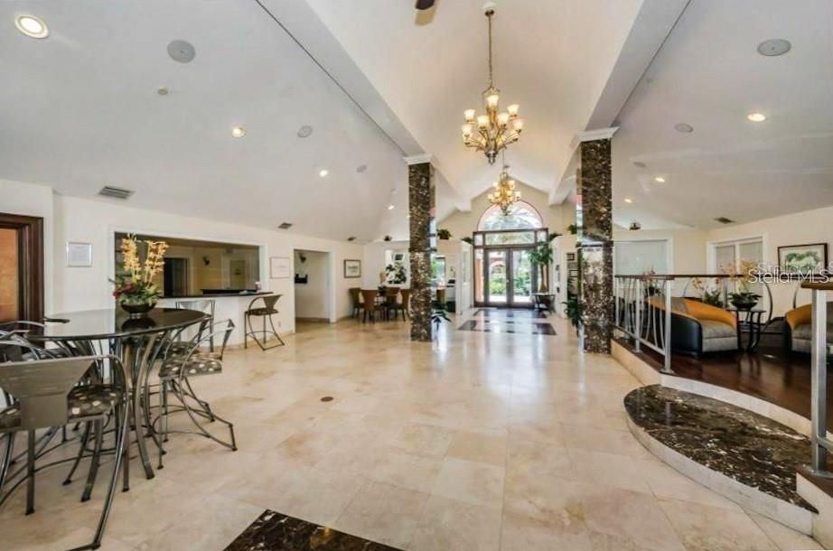 Active With Contract: $1,500 (1 beds, 1 baths, 753 Square Feet)