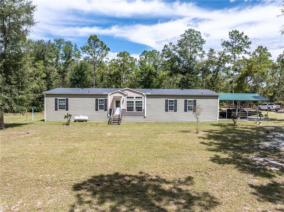 For Sale: $415,000 (5 beds, 3 baths, 2260 Square Feet)