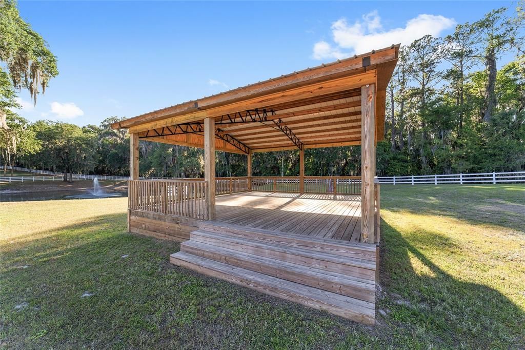 En Venta: $1,890,000 (4 camas, 4 baños, 5419 Pies cuadrados)