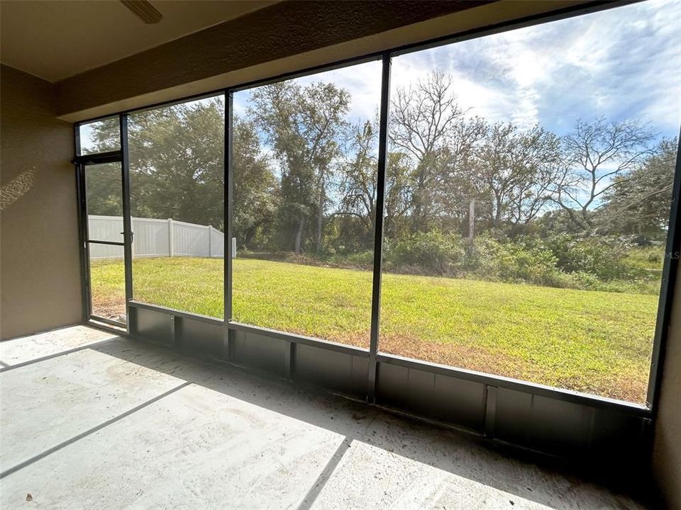 En Venta: $455,000 (4 camas, 3 baños, 2592 Pies cuadrados)