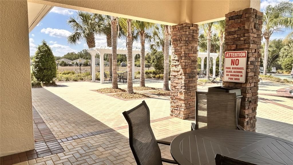 En Venta: $455,000 (4 camas, 3 baños, 2592 Pies cuadrados)