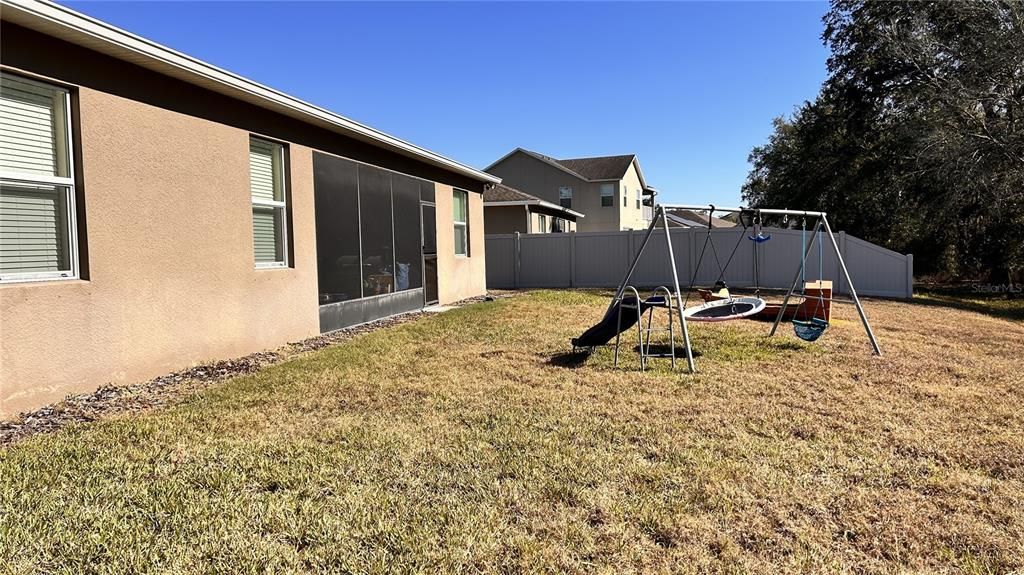 En Venta: $455,000 (4 camas, 3 baños, 2592 Pies cuadrados)