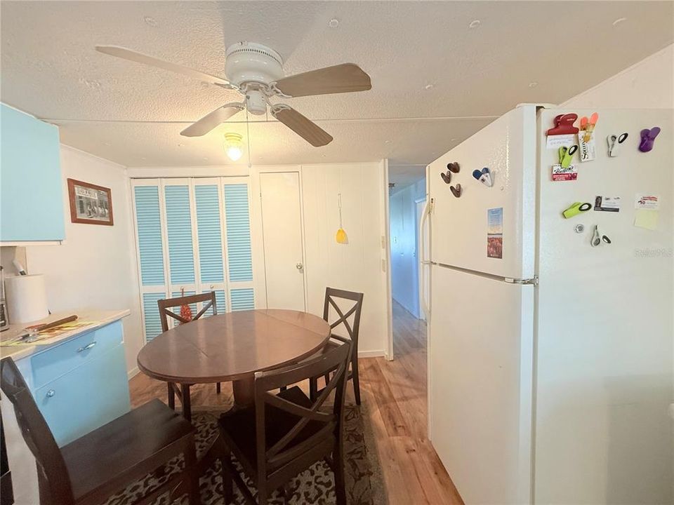 For Sale: $70,000 (2 beds, 1 baths, 600 Square Feet)