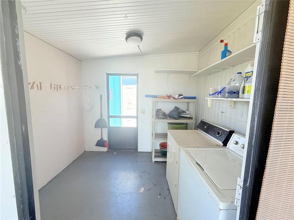 For Sale: $70,000 (2 beds, 1 baths, 600 Square Feet)
