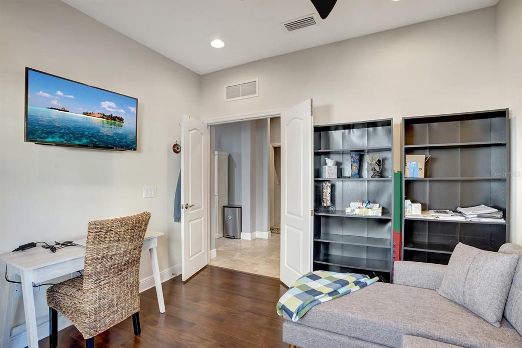 Activo con contrato: $379,900 (2 camas, 2 baños, 1523 Pies cuadrados)