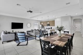На продажу: $330,000 (4 спален, 3 ванн, 1875 Квадратных фут)