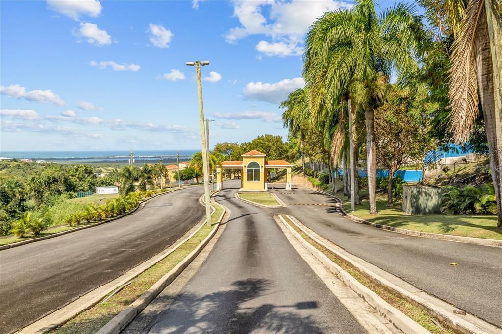 En Venta: $500,000 (3 camas, 2 baños, 1852 Pies cuadrados)