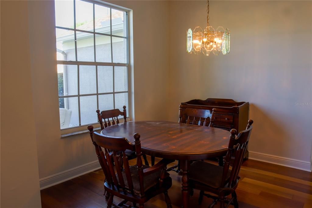 Active With Contract: $369,900 (3 beds, 2 baths, 1692 Square Feet)