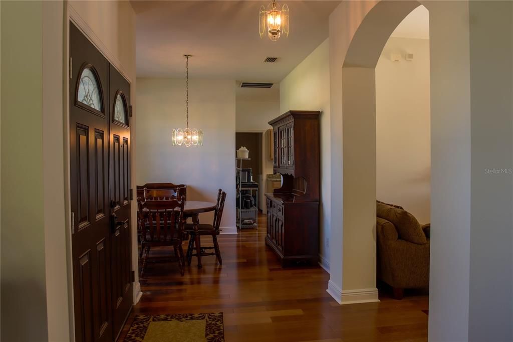 Active With Contract: $369,900 (3 beds, 2 baths, 1692 Square Feet)