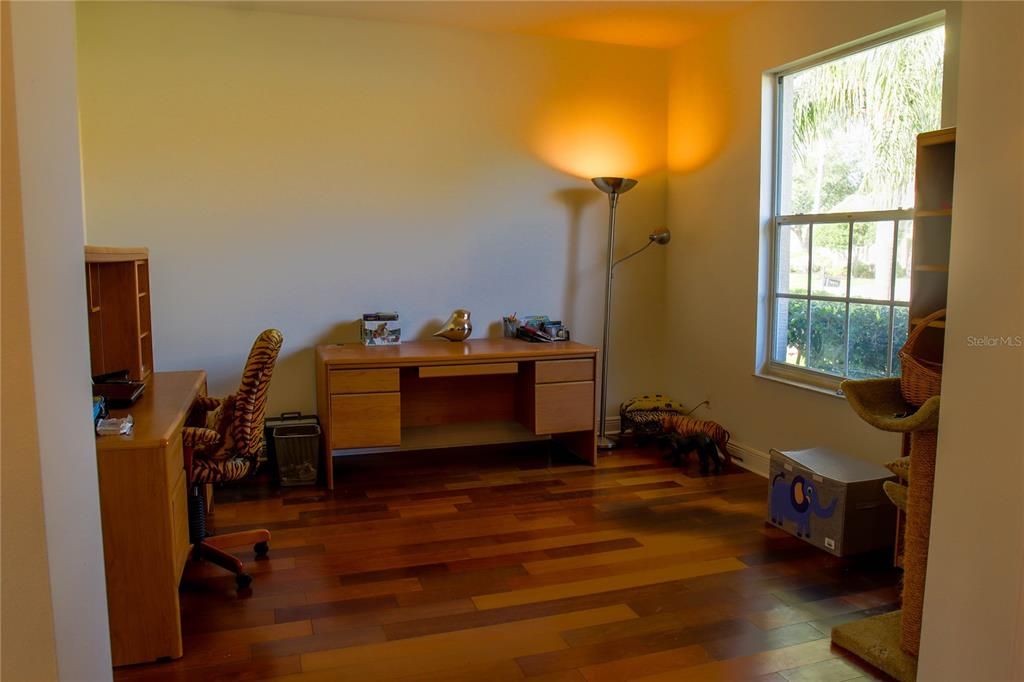 Active With Contract: $369,900 (3 beds, 2 baths, 1692 Square Feet)