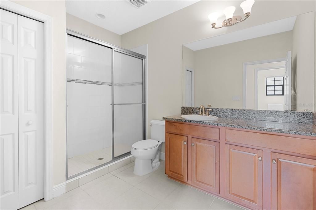 For Sale: $715,000 (5 beds, 5 baths, 5016 Square Feet)
