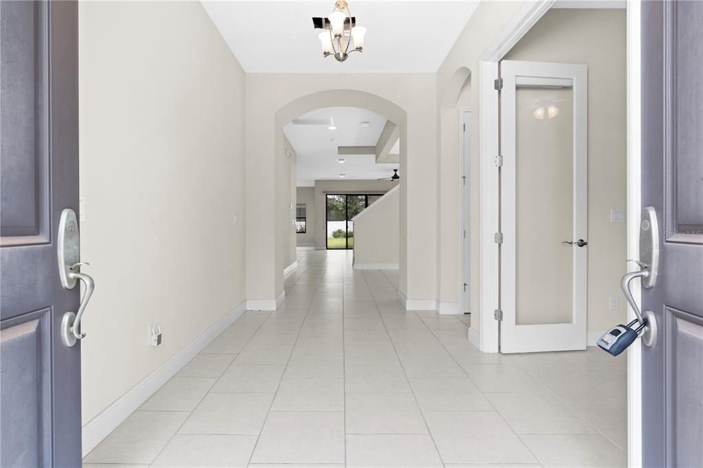 For Sale: $715,000 (5 beds, 5 baths, 5016 Square Feet)
