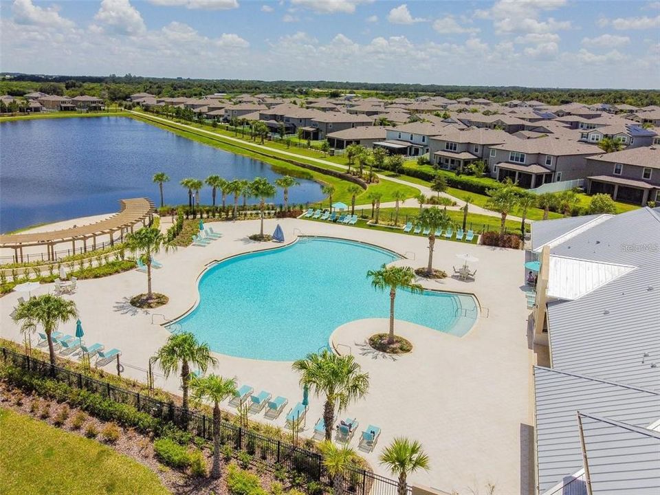 For Sale: $715,000 (5 beds, 5 baths, 5016 Square Feet)