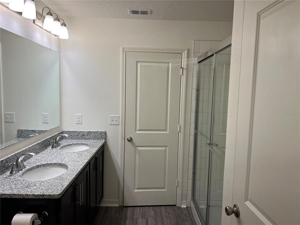 В аренду: $2,200 (3 спален, 2 ванн, 1537 Квадратных фут)