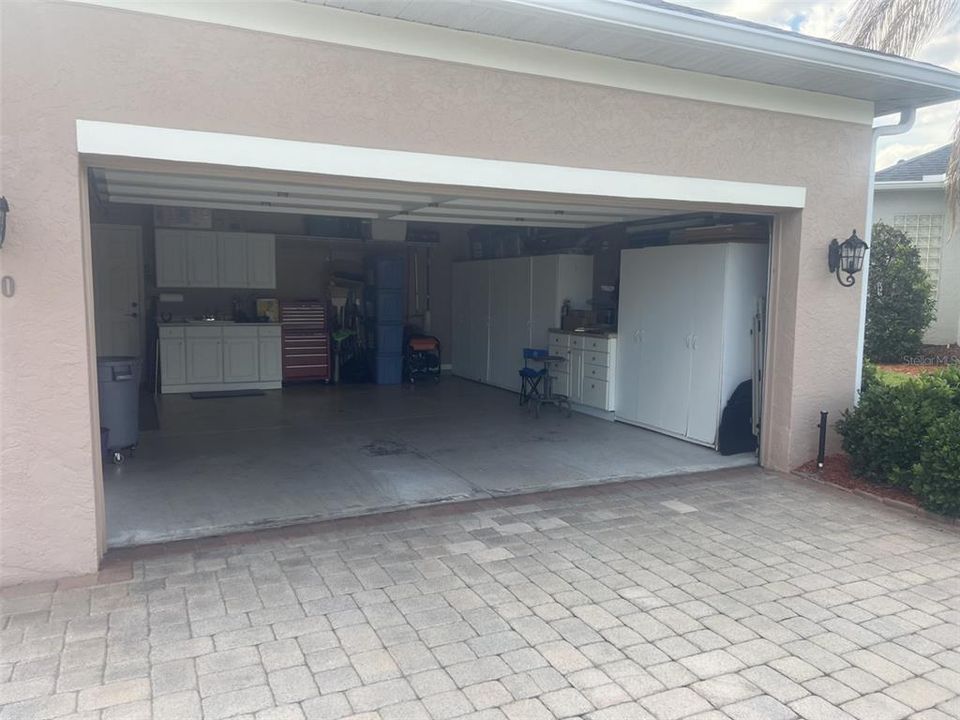 For Sale: $497,000 (3 beds, 2 baths, 2069 Square Feet)