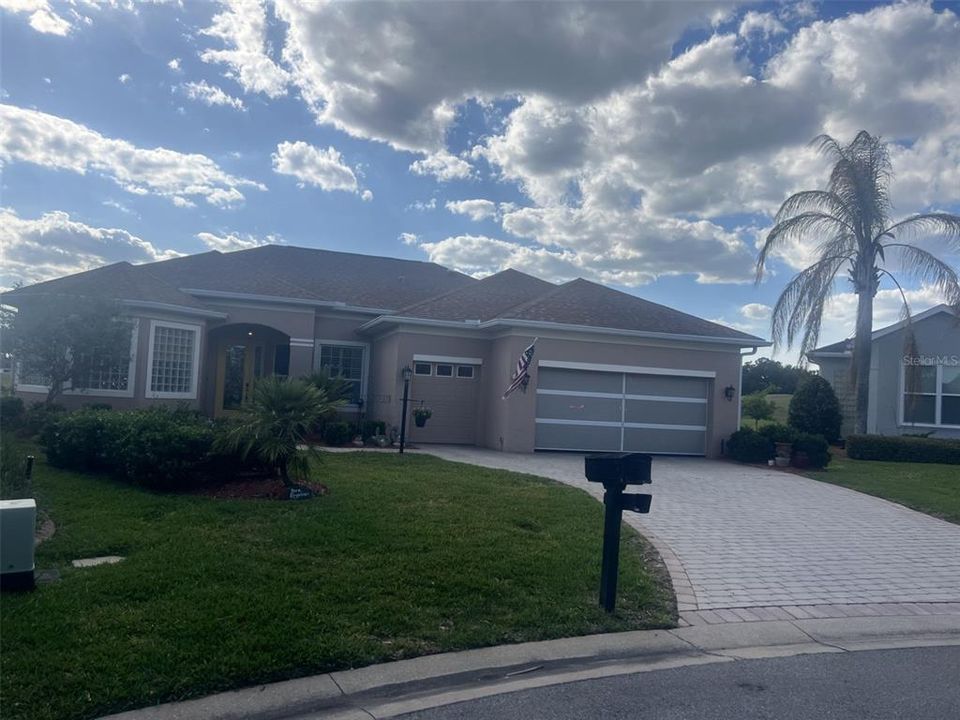 For Sale: $497,000 (3 beds, 2 baths, 2069 Square Feet)