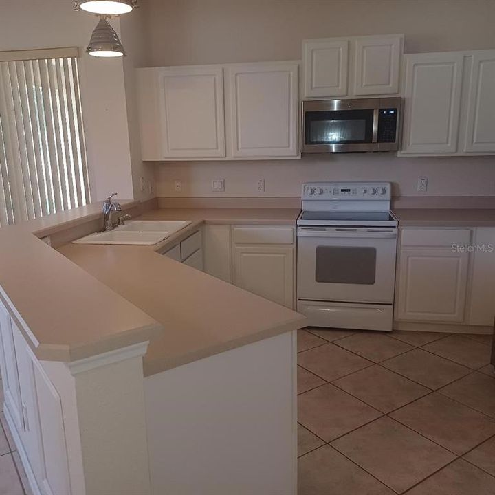 En Venta: $470,000 (4 camas, 2 baños, 2262 Pies cuadrados)