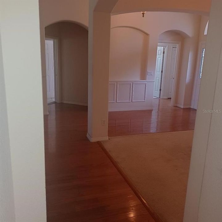 En Venta: $470,000 (4 camas, 2 baños, 2262 Pies cuadrados)