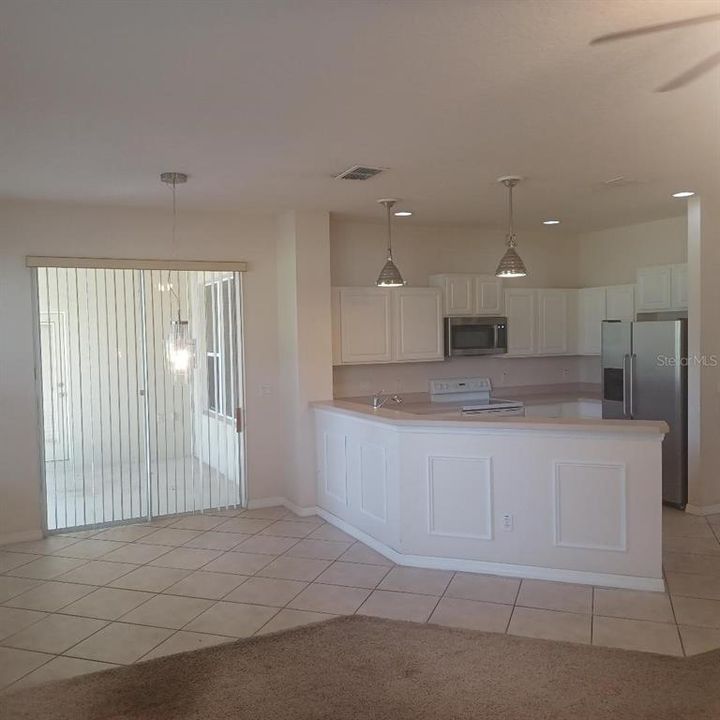 En Venta: $470,000 (4 camas, 2 baños, 2262 Pies cuadrados)