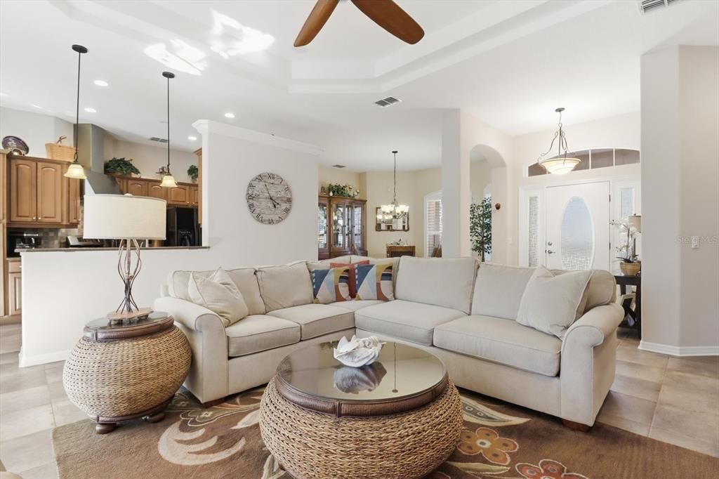 Active With Contract: $399,000 (3 beds, 2 baths, 2028 Square Feet)
