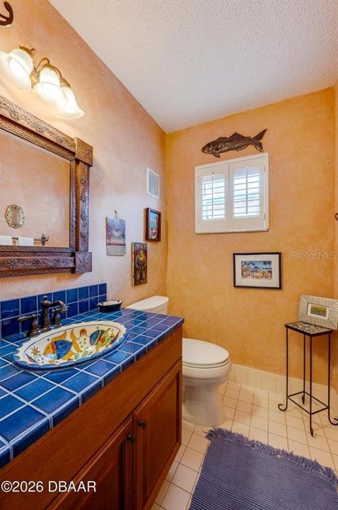 Active With Contract: $315,000 (2 beds, 2 baths, 1428 Square Feet)