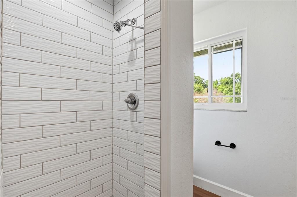 For Sale: $574,900 (3 beds, 2 baths, 1597 Square Feet)